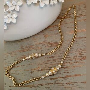 Vintage 90s Gold Tone Twisted Chunky Link Off White Faux Pearls Classic Necklace